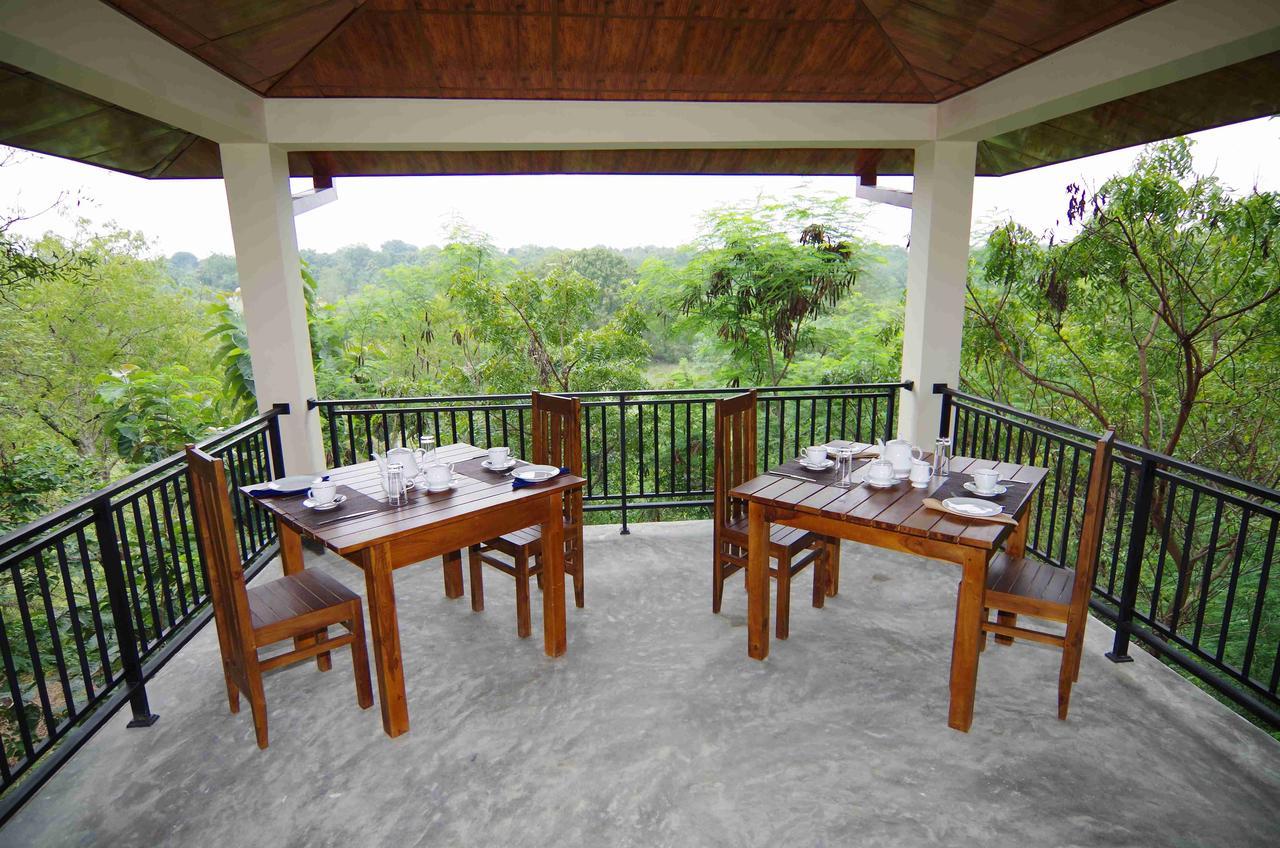 Jungle Paradise Udawalawe Ngoại thất bức ảnh
